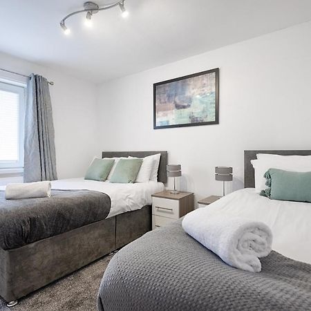 Private Parking, Garden, Close To Beach! Swansea Bagian luar foto