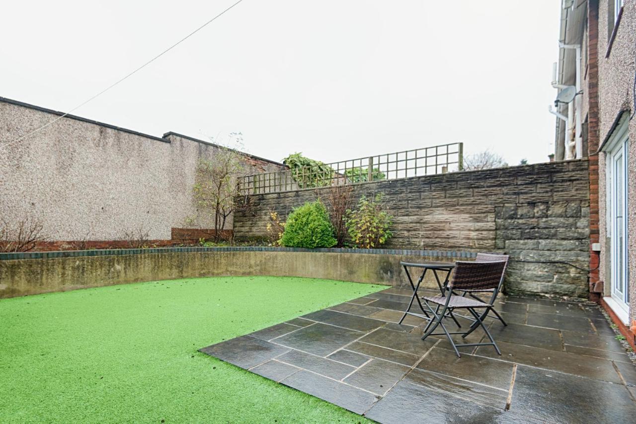 Private Parking, Garden, Close To Beach! Swansea Bagian luar foto